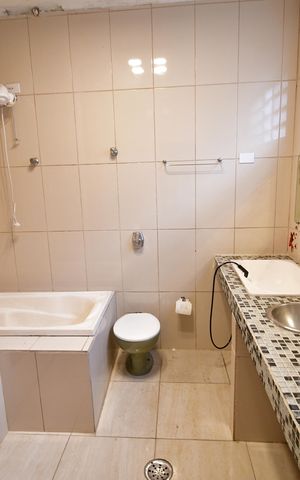 Casa à venda com 190m², 3 quartos e 3 vagasBanheiro Suíte