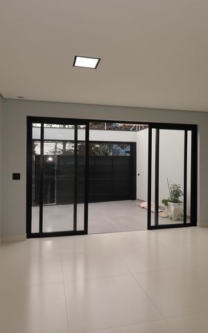 Casa à venda com 125m², 3 quartos e 2 vagasSala