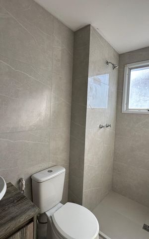 Apartamento à venda com 65m², 3 quartos e 1 vaga Apartamento à venda com 65m², 3 quartos e 1 vagaBanheiro da Suíte