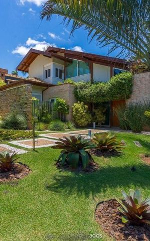 Casa à venda com 391m², 4 quartos e 4 vagas