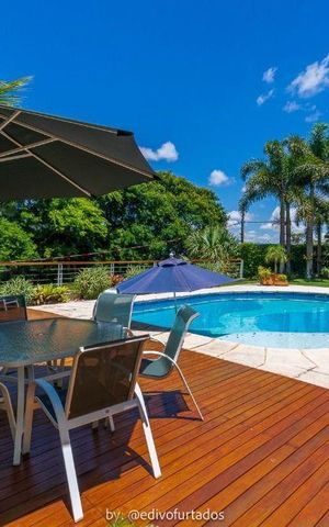 Casa à venda com 391m², 4 quartos e 4 vagas