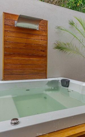 Casa à venda com 96m², 3 quartos e 2 vagas