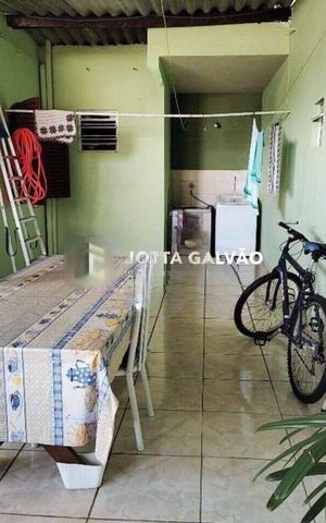Casa à venda com 164m², 2 quartos e 2 vagas