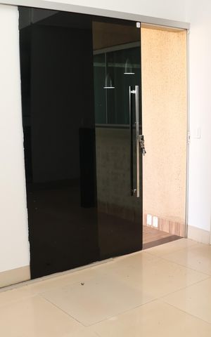 Casa à venda com 142m², 2 quartos e 3 vagasSala