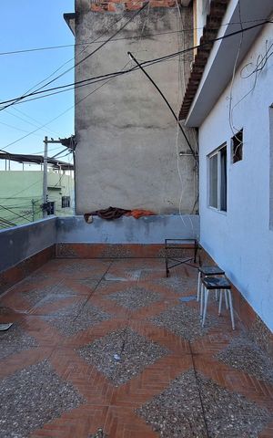 Casa para alugar com 100m², 2 quartos e sem vaga Casa para alugar com 100m², 2 quartos e sem vagaQuintal