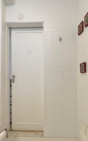 Apartamento para alugar com 71m², 2 quartos e sem vaga Apartamento para alugar com 71m², 2 quartos e sem vagaBanheiro social 1