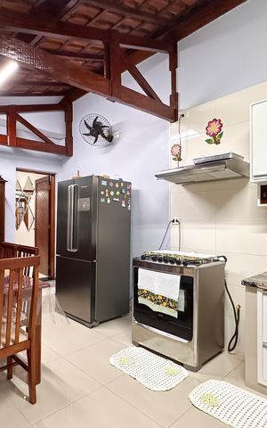 Casa à venda com 200m², 3 quartos e 8 vagasSala de Jantar