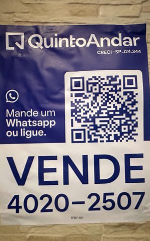 Casa à venda com 200m², 3 quartos e 8 vagasPlaca
