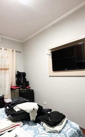 Casa à venda com 200m², 3 quartos e 8 vagasQuarto