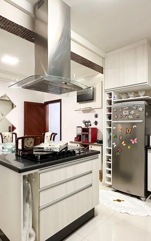 Casa à venda com 200m², 3 quartos e 8 vagasCozinha
