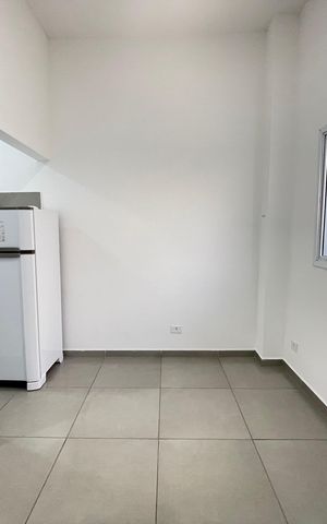 Studio para alugar com 30m², 1 quarto e sem vaga Studio para alugar com 30m², 1 quarto e sem vagaSala