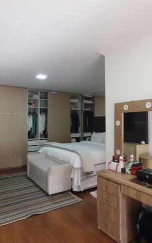 Casa à venda com 450m², 4 quartos e 2 vagasQuarto 3 - Suíte