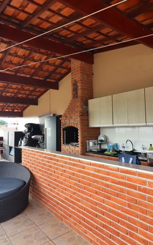 Casa à venda com 450m², 4 quartos e 2 vagasEspaço Gourmet