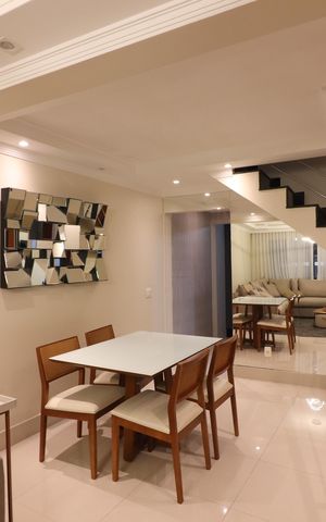 Casa à venda com 450m², 4 quartos e 2 vagasSala 