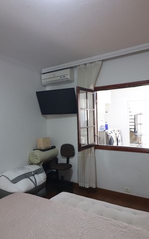 Casa à venda com 450m², 4 quartos e 2 vagasQuarto 4