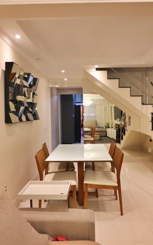 Casa à venda com 450m², 4 quartos e 2 vagasSala 