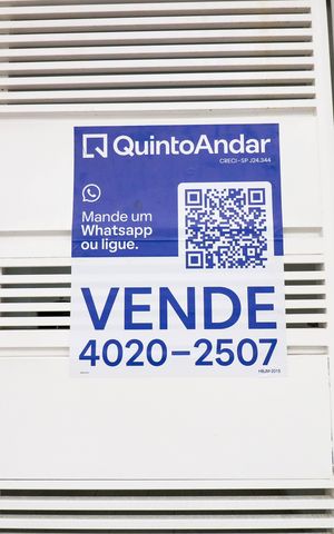 Casa à venda com 180m², 2 quartos e 1 vaga