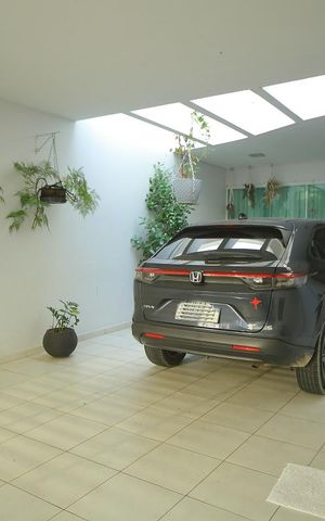Casa para alugar com 249m², 4 quartos e 4 vagasGaragem 