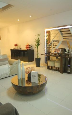 Casa para alugar com 249m², 4 quartos e 4 vagasSala ( estar ) 