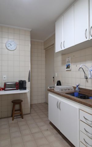 Apartamento para alugar com 130m², 3 quartos e 2 vagasCozinha