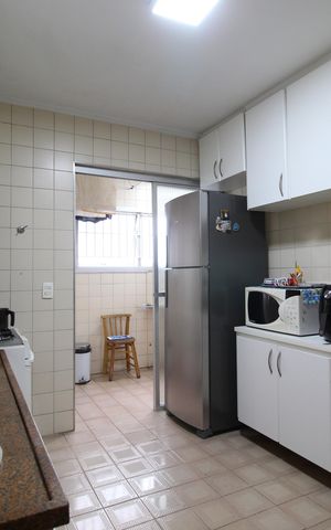 Apartamento para alugar com 130m², 3 quartos e 2 vagasCozinha