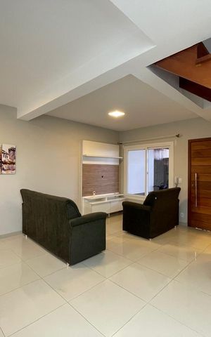 Casa de condomínio à venda com 84m², 2 quartos e 1 vaga