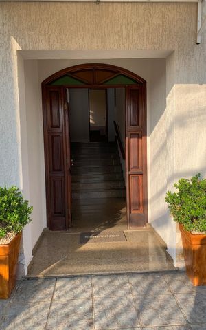 Casa para alugar com 408m², 4 quartos e 4 vagasÁrea externa