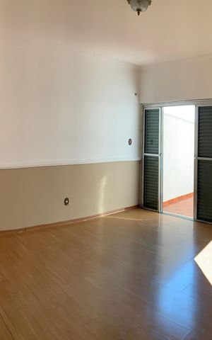 Casa para alugar com 408m², 4 quartos e 4 vagasQuarto