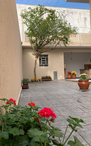 Casa para alugar com 408m², 4 quartos e 4 vagasÁrea externa