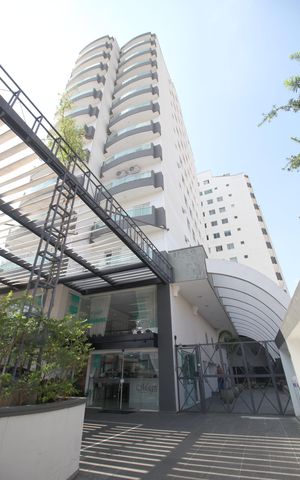 Apartamento para alugar com 140m², 2 quartos e 1 vagaFachada