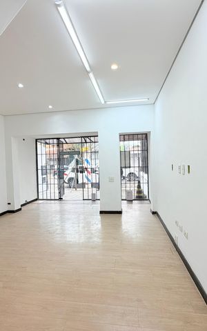 Casa para alugar com 120m², 2 quartos e 2 vagas Casa para alugar com 120m², 2 quartos e 2 vagasSala