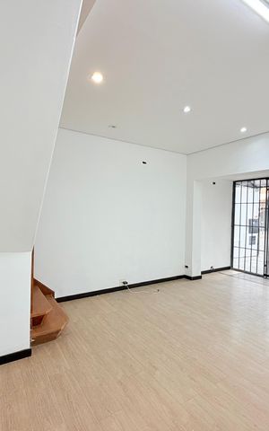 Casa para alugar com 120m², 2 quartos e 2 vagas Casa para alugar com 120m², 2 quartos e 2 vagasSala