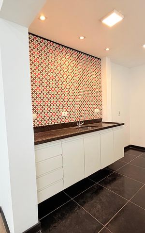 Casa para alugar com 120m², 2 quartos e 2 vagas Casa para alugar com 120m², 2 quartos e 2 vagasCozinha