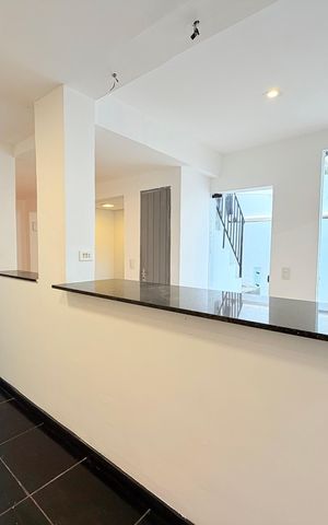 Casa para alugar com 120m², 2 quartos e 2 vagas Casa para alugar com 120m², 2 quartos e 2 vagasCozinha