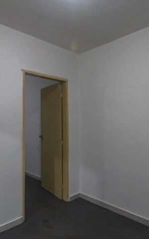 Casa para alugar com 60m², 1 quarto e sem vaga Casa para alugar com 60m², 1 quarto e sem vagaSala