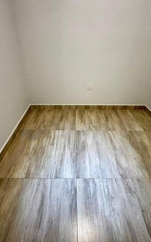 Casa à venda com 109m², 3 quartos e 2 vagas Casa à venda com 109m², 3 quartos e 2 vagasFoto 01
