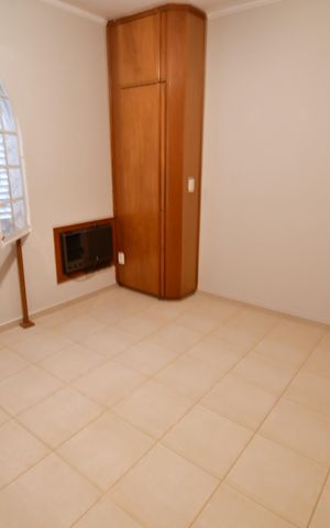 Casa para alugar com 659m², 4 quartos e 6 vagasQuarto 3 - Suíte