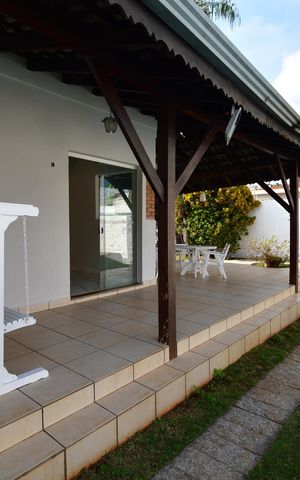 Casa para alugar com 659m², 4 quartos e 6 vagasVaranda