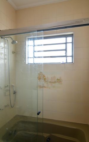Casa para alugar com 659m², 4 quartos e 6 vagasBanheiro Suíte