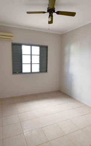 Casa para alugar com 659m², 4 quartos e 6 vagasQuarto 3 - Suíte