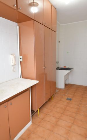 Casa para alugar com 659m², 4 quartos e 6 vagasÁrea de Serviço