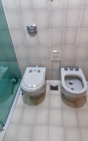 Casa para alugar com 659m², 4 quartos e 6 vagasBanheiro Suíte