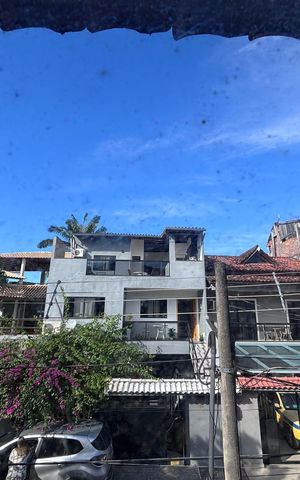 Casa de condomínio à venda com 135m², 3 quartos e 2 vagas Casa de condomínio à venda com 135m², 3 quartos e 2 vagasVaranda