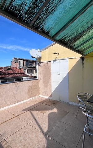 Casa de condomínio à venda com 135m², 3 quartos e 2 vagas Casa de condomínio à venda com 135m², 3 quartos e 2 vagasÁrea externa