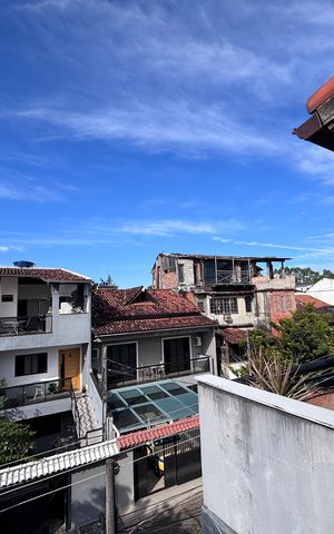 Casa de condomínio à venda com 135m², 3 quartos e 2 vagas Casa de condomínio à venda com 135m², 3 quartos e 2 vagasÁrea externa