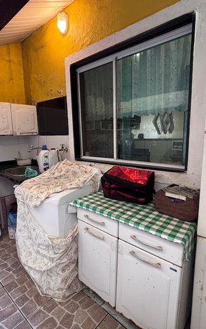 Casa de condomínio à venda com 135m², 3 quartos e 2 vagas Casa de condomínio à venda com 135m², 3 quartos e 2 vagasÁrea de Serviço