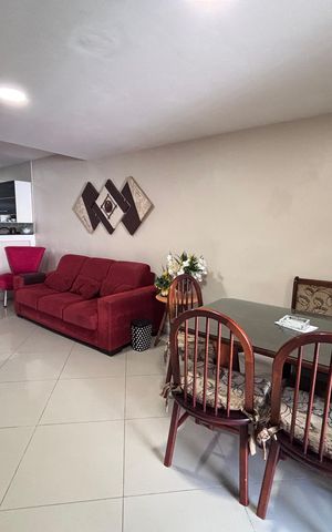Casa de condomínio à venda com 135m², 3 quartos e 2 vagas Casa de condomínio à venda com 135m², 3 quartos e 2 vagasSala