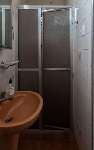 Casa à venda com 136m², 2 quartos e 2 vagas