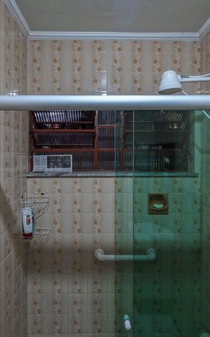 Casa à venda com 136m², 2 quartos e 2 vagas