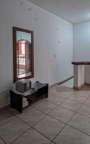 Casa à venda com 136m², 2 quartos e 2 vagas
